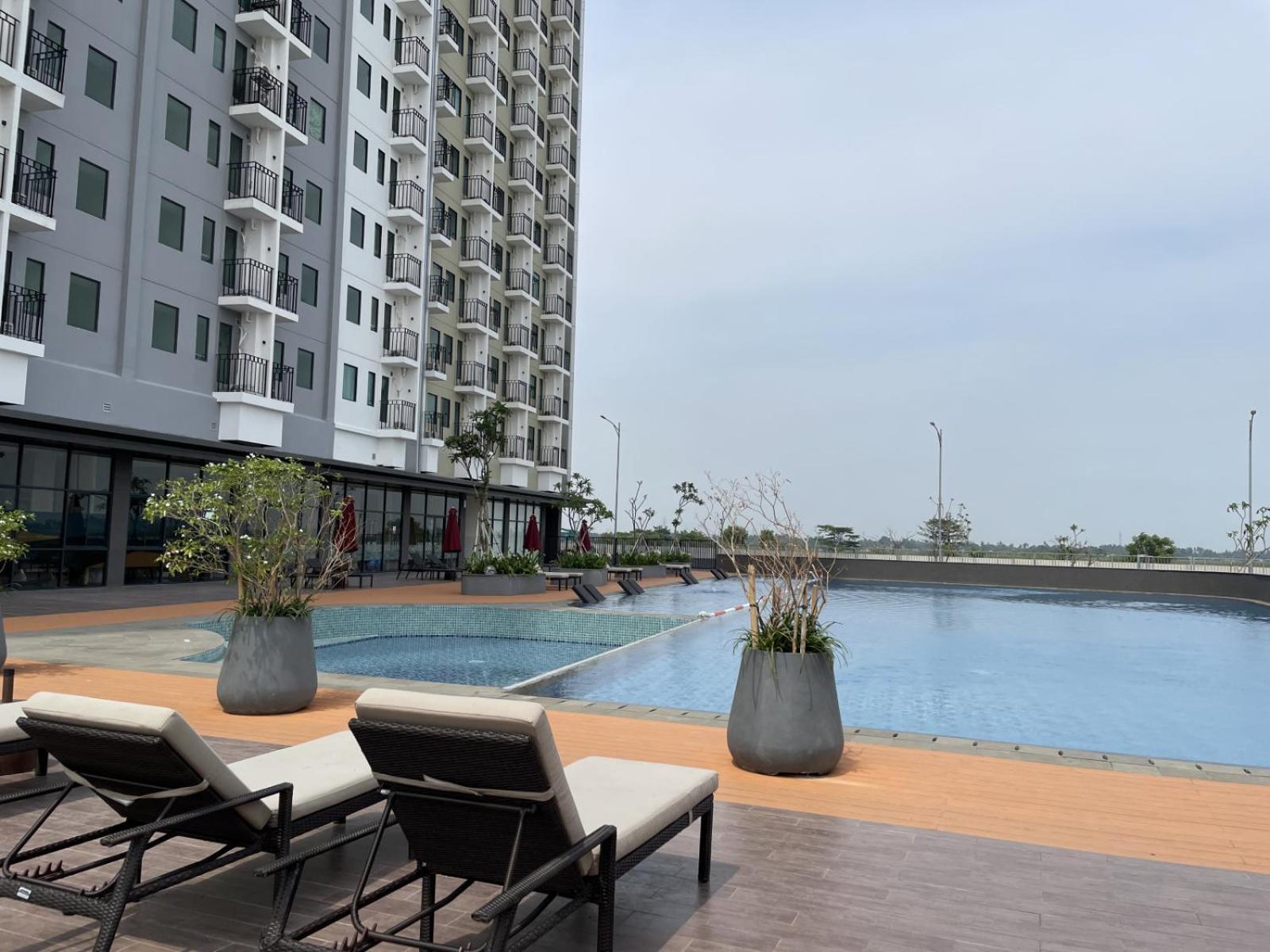 Hotel Osaka Pik2 Tangerang Extérieur photo